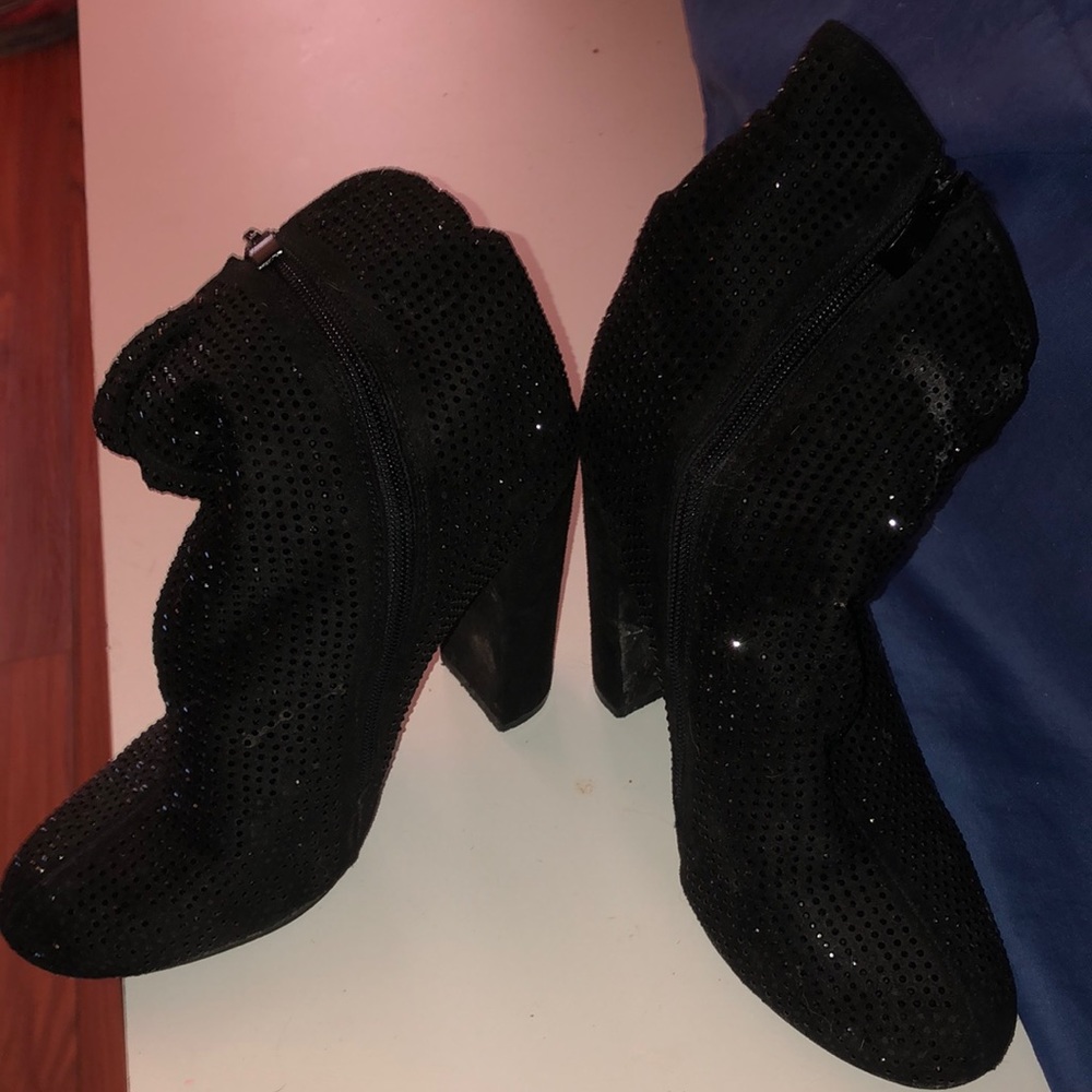Super cute booties